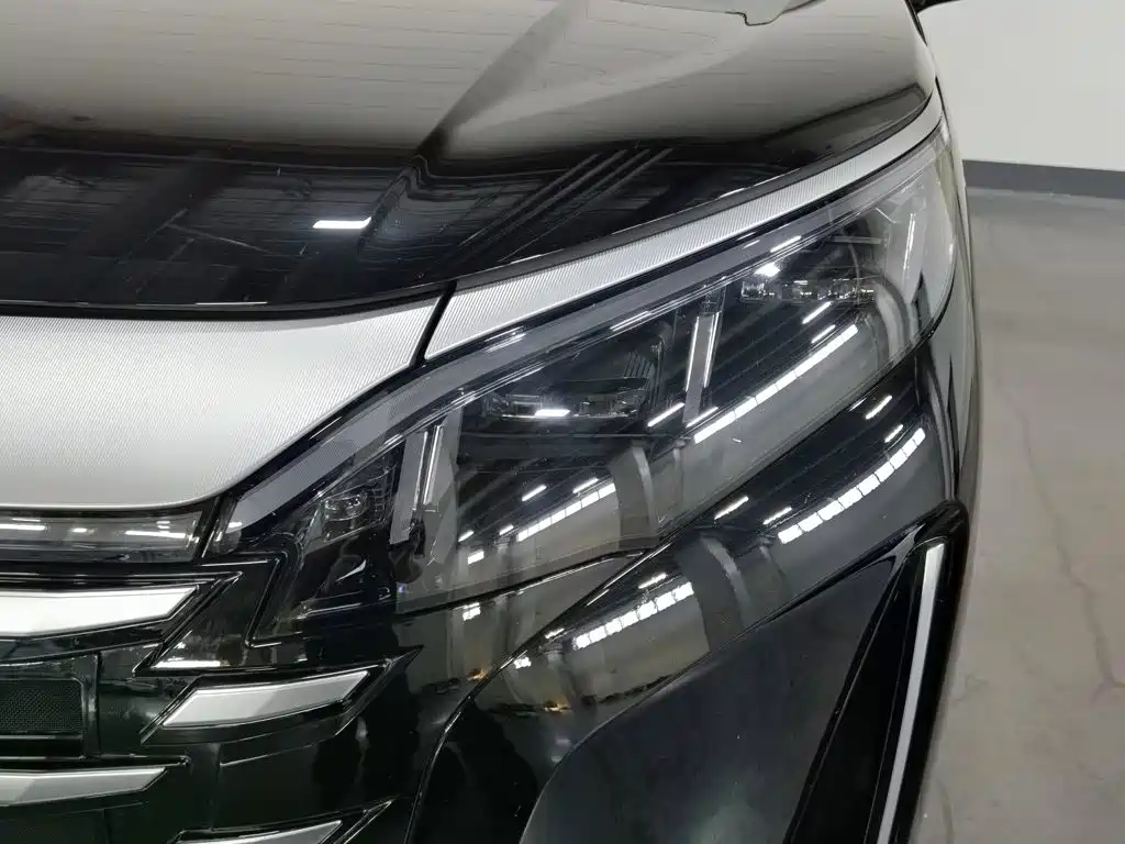BYD Xia — миниатюра 7