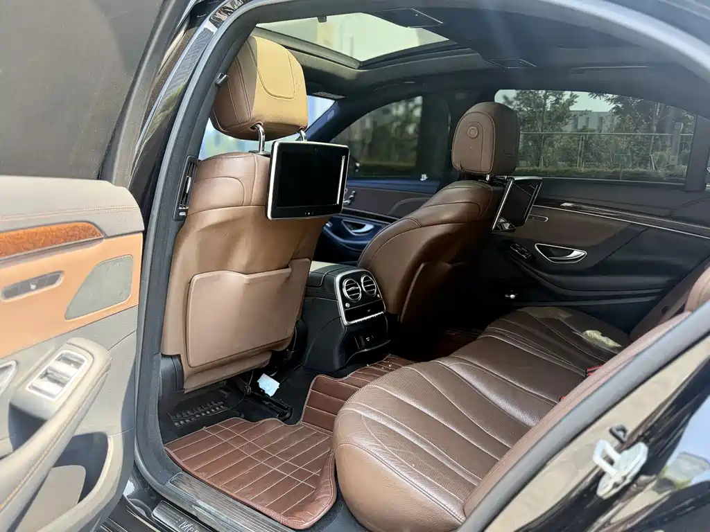 Mercedes-Benz S-Class — миниатюра 14