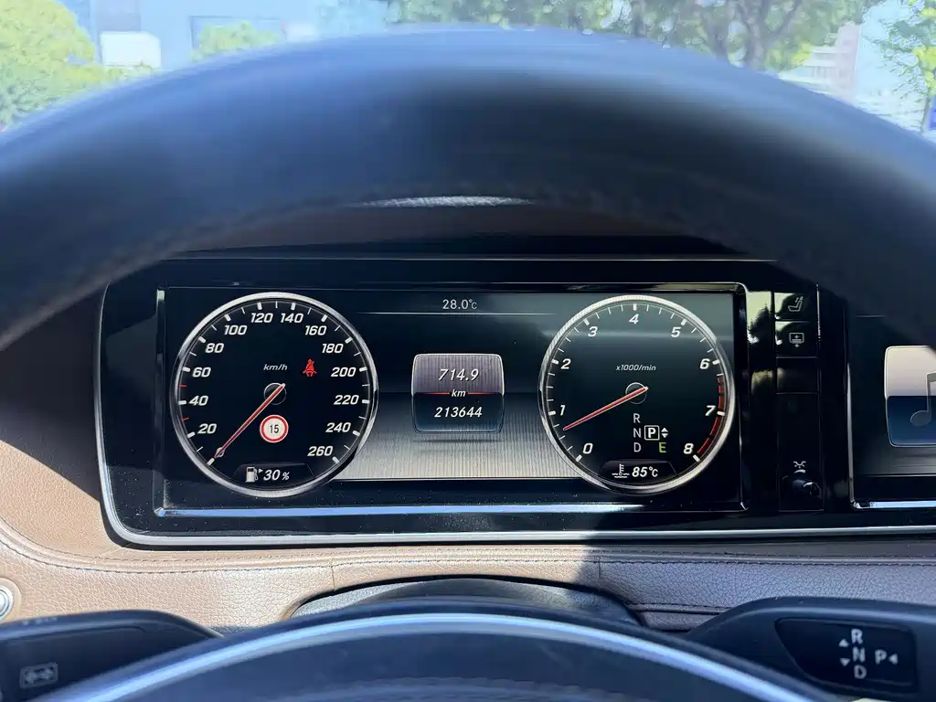 Mercedes-Benz S-Class — миниатюра 10