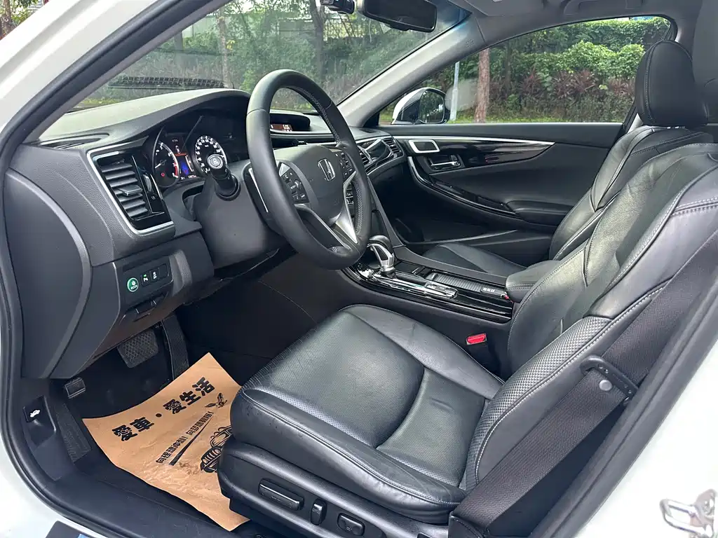 Honda Spirior — миниатюра 7