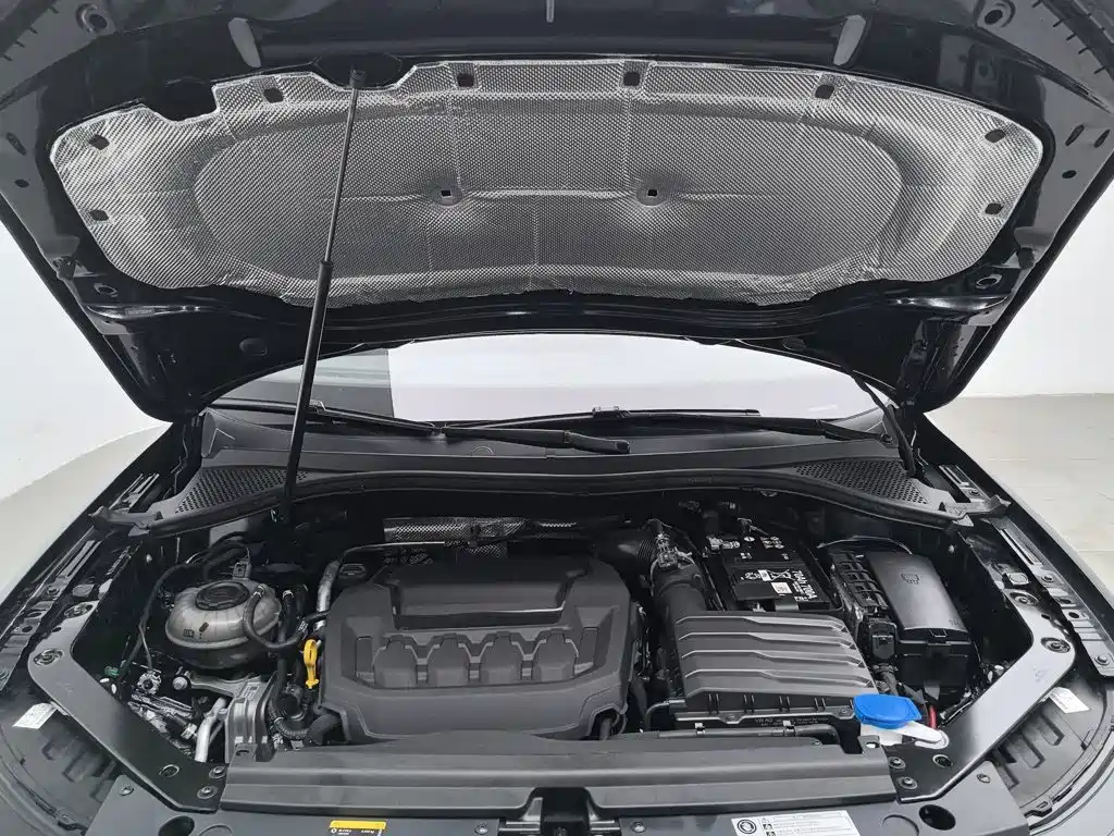 Volkswagen Tiguan L — миниатюра 6
