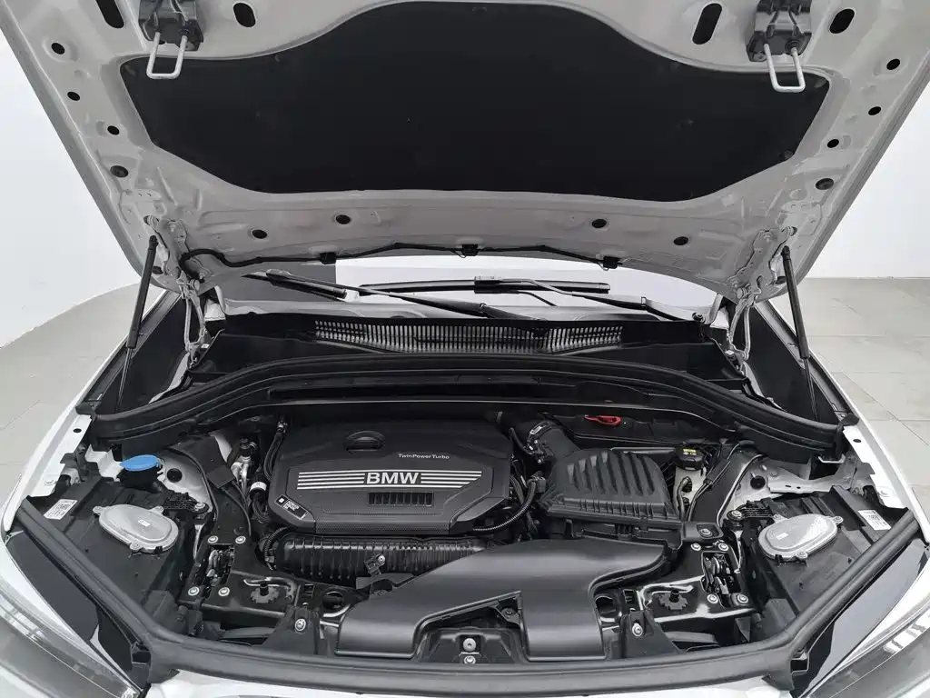 BMW X1 — миниатюра 6