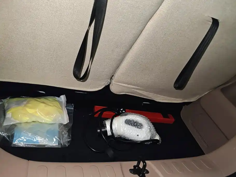 Wuling MINIEV — миниатюра 4