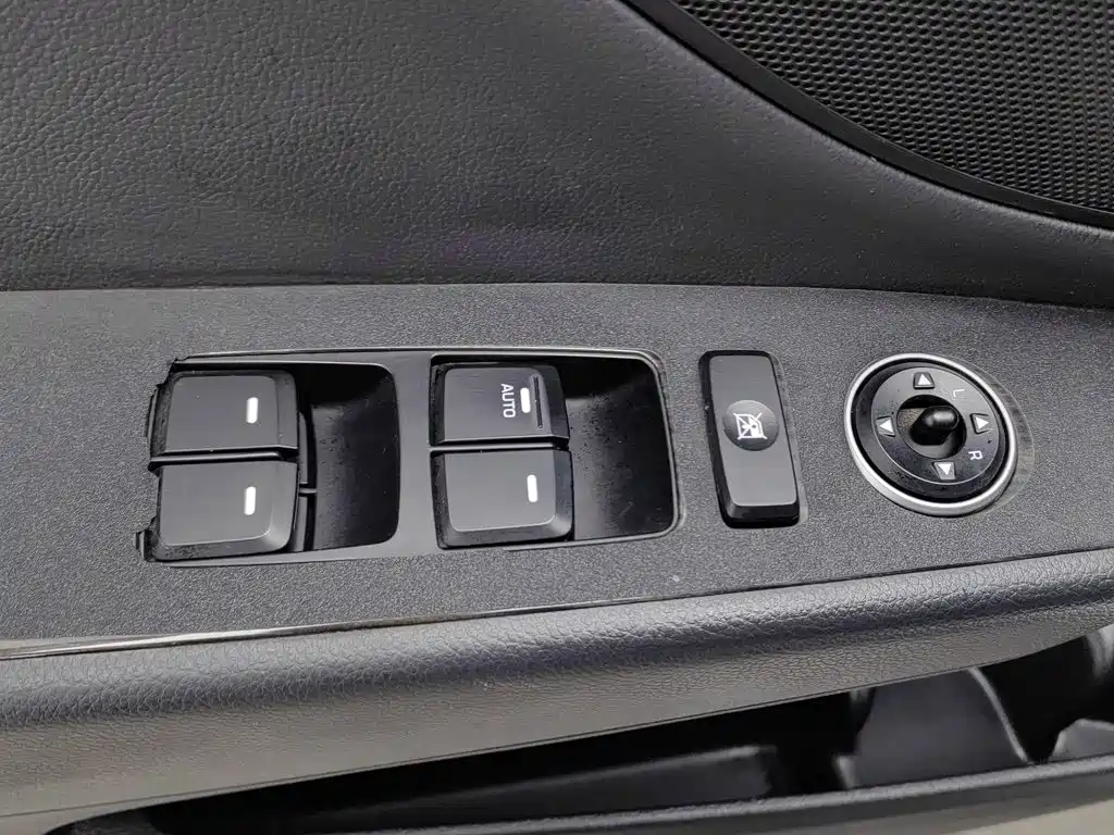 Hyundai Mistra — миниатюра 9