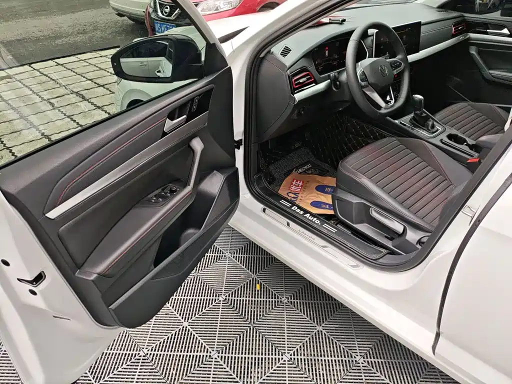 Volkswagen Lavida — миниатюра 16