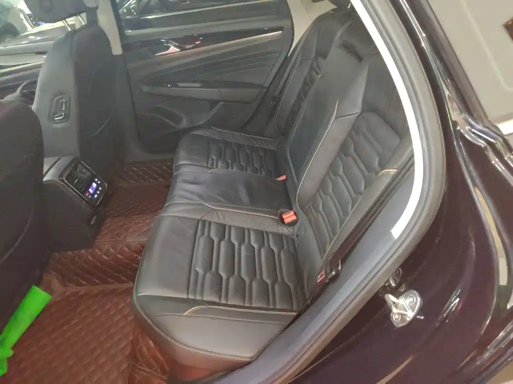Volkswagen Passat — миниатюра 17