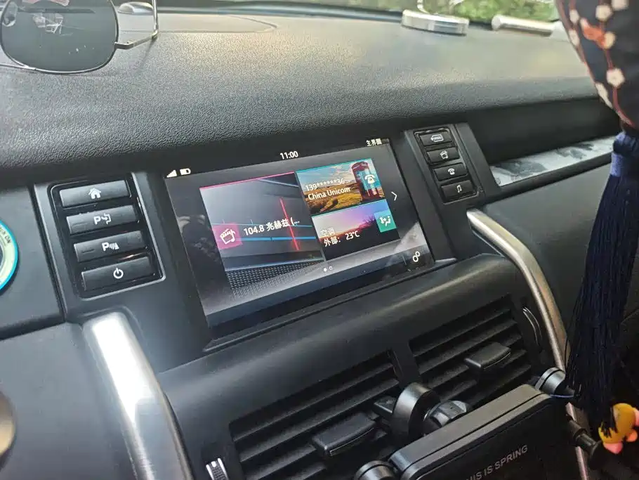 Land Rover Discovery Sport — миниатюра 13