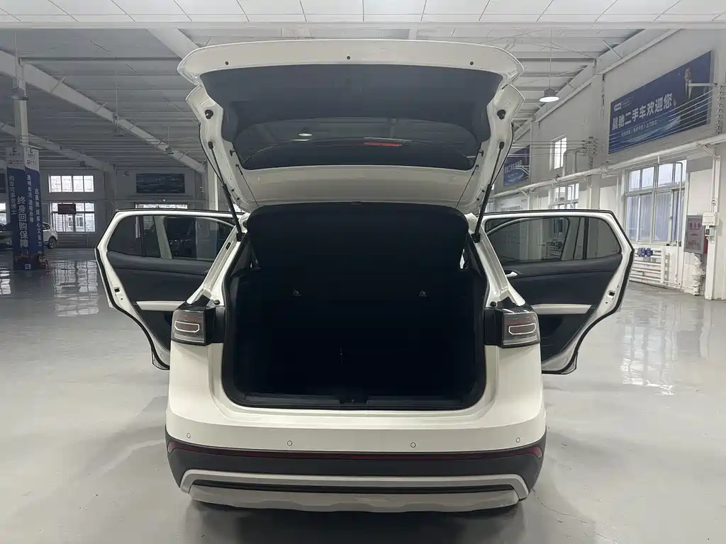 Volkswagen Tharu — миниатюра 15