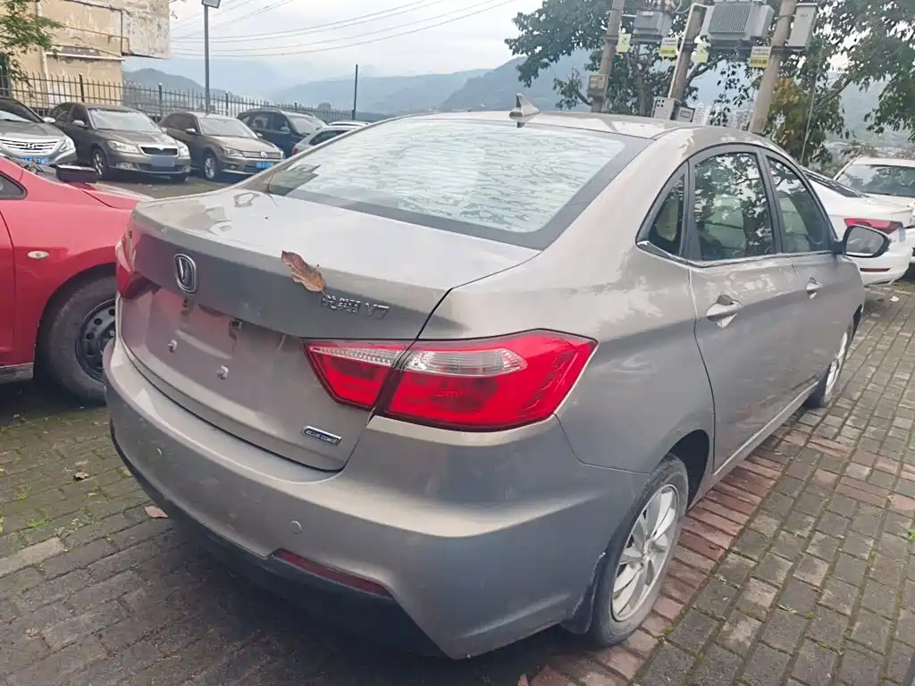 Changan V7 2016 1.6L MT V
