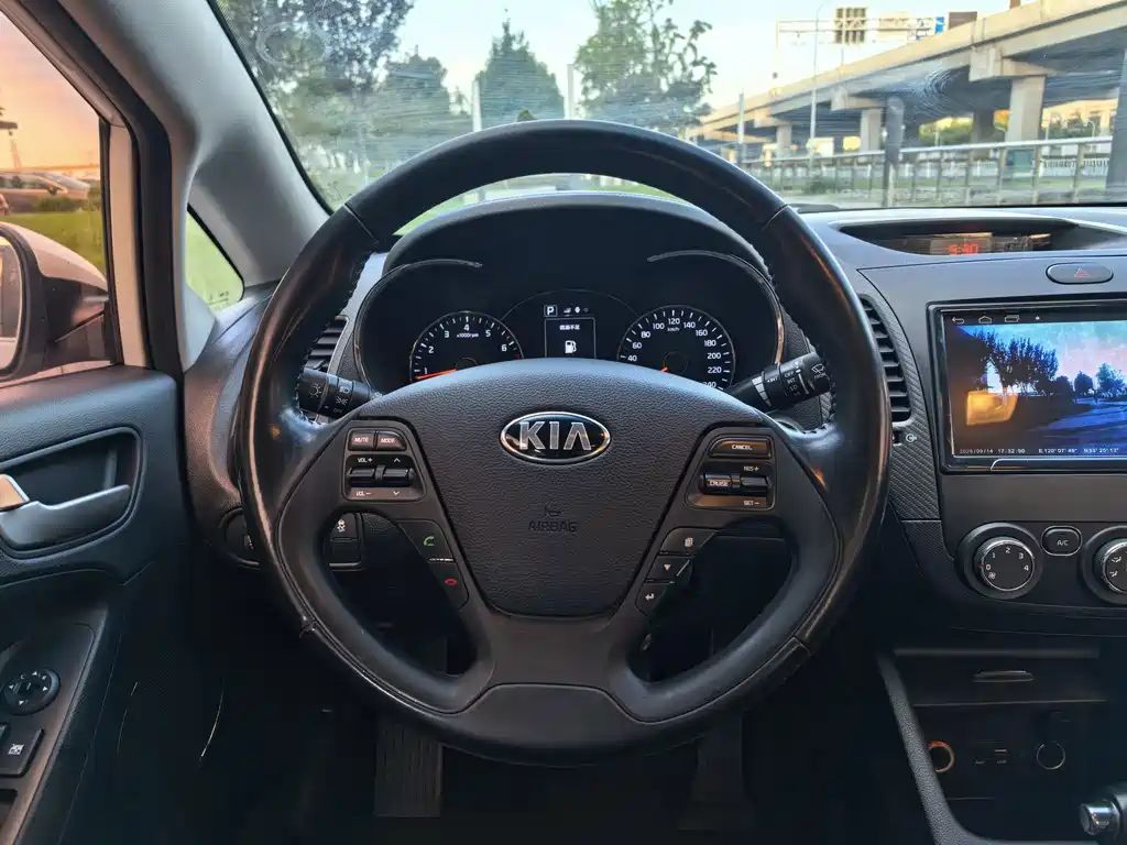 Kia K3 — миниатюра 13