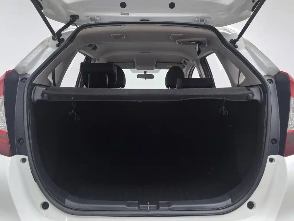 Honda Fit — миниатюра 16