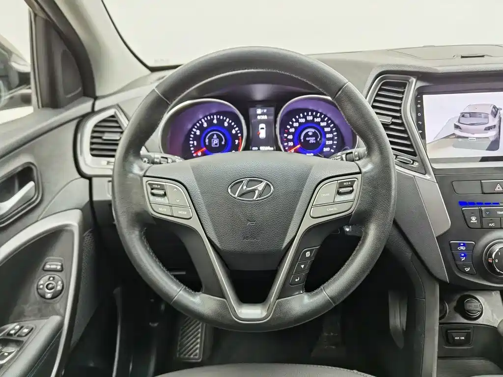 Hyundai Santa Fe — миниатюра 11