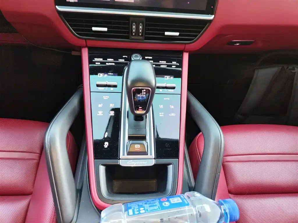 Porsche Cayenne 2019 Cayenne 3.0T