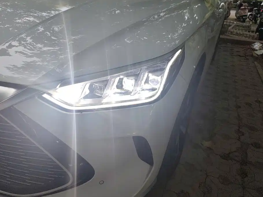 BYD PLUS New Energy — миниатюра 5