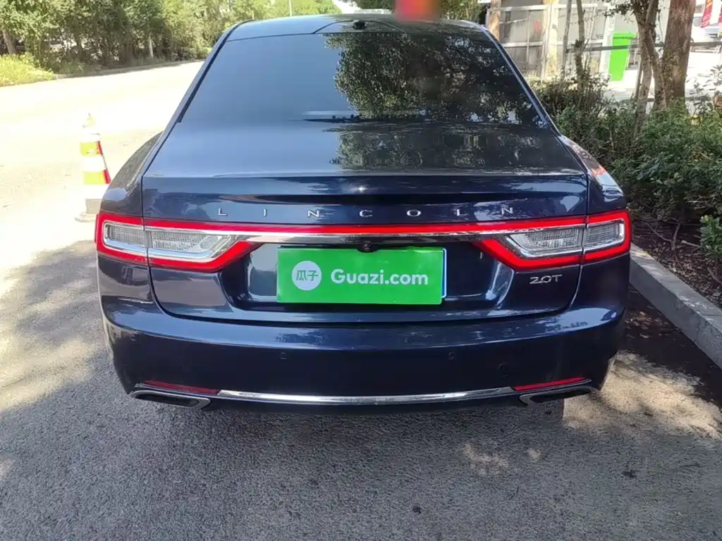Lincoln Continental — миниатюра 6