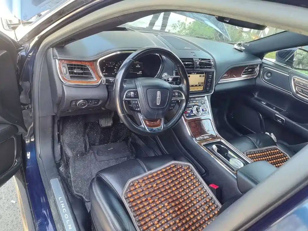 Lincoln Continental — миниатюра 10