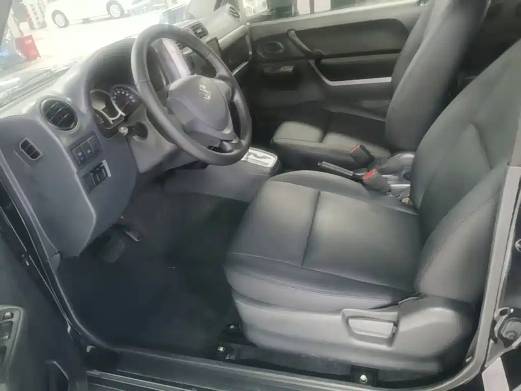 Suzuki Jimny — миниатюра 15