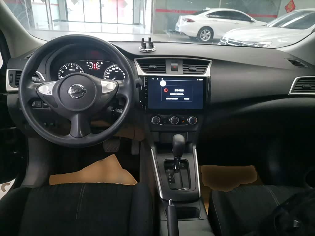 Nissan Sylphy 1.6 л 2023 г. Чёрный, пробег 43600 км