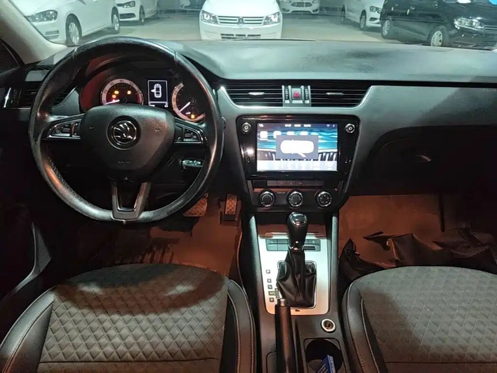 Skoda Octavia — миниатюра 10