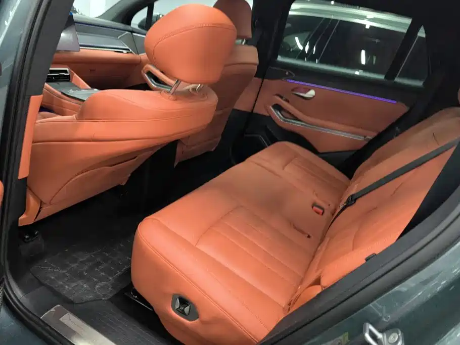 BYD Tang L — миниатюра 11