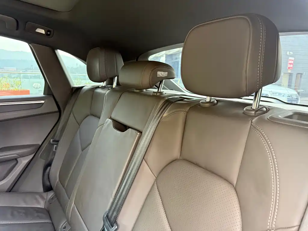 Porsche Macan — миниатюра 36