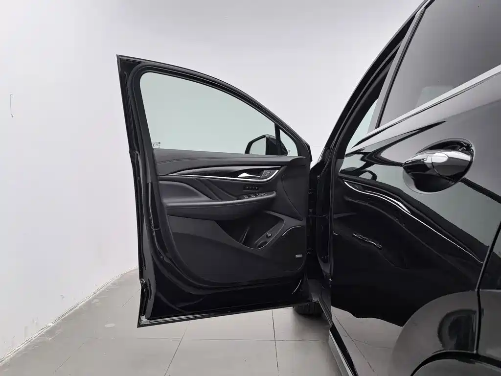 Buick Enclave — миниатюра 8