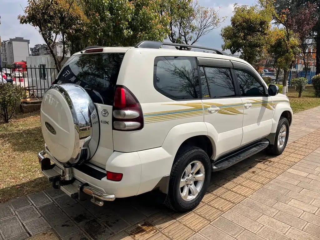 Toyota Land Cruiser Prado 2004 GX 2.7 AT