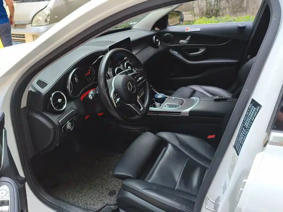 Mercedes-Benz C-Class — миниатюра 9