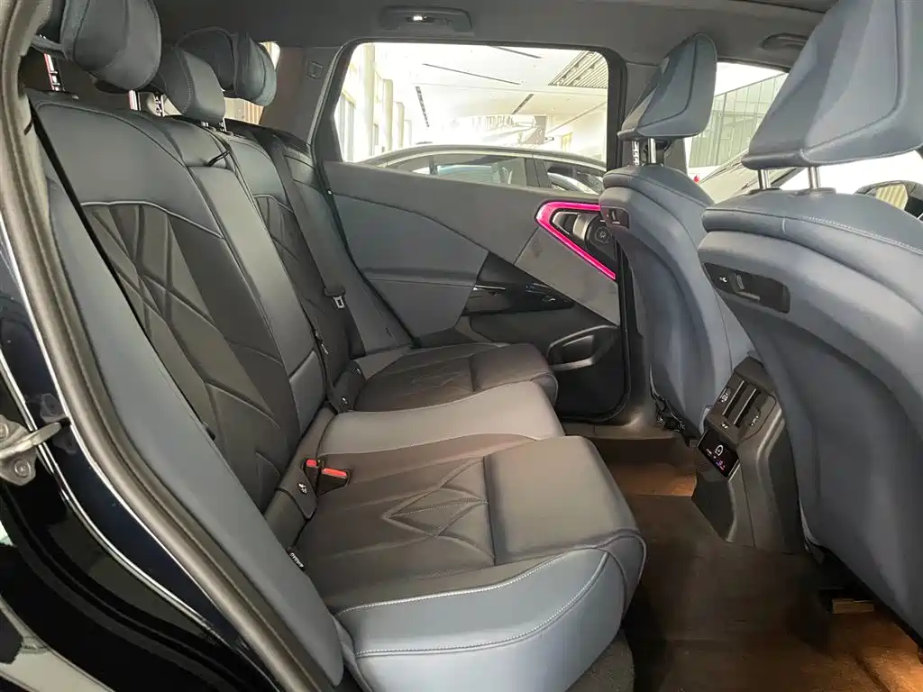 BMW X3 — миниатюра 14