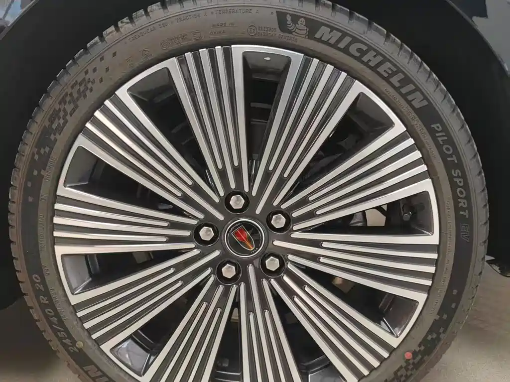 Hongqi Hongqi H9 — миниатюра 12