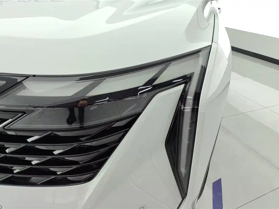 GEELY AUTOMOBILE BOYUE L