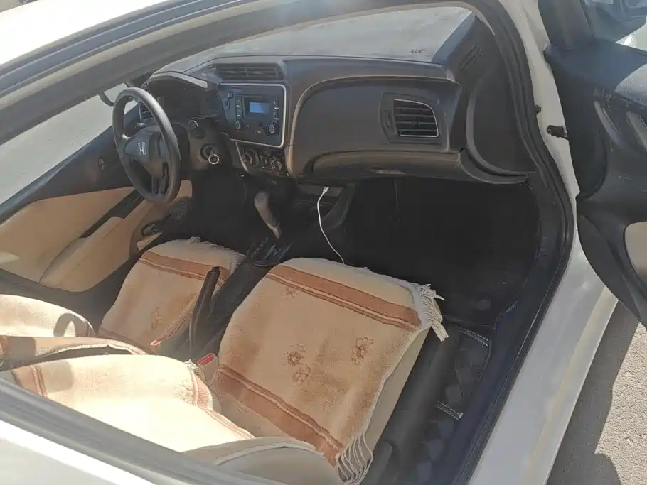 Honda City — миниатюра 8