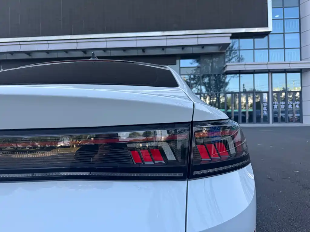 Volkswagen Lamando — миниатюра 6
