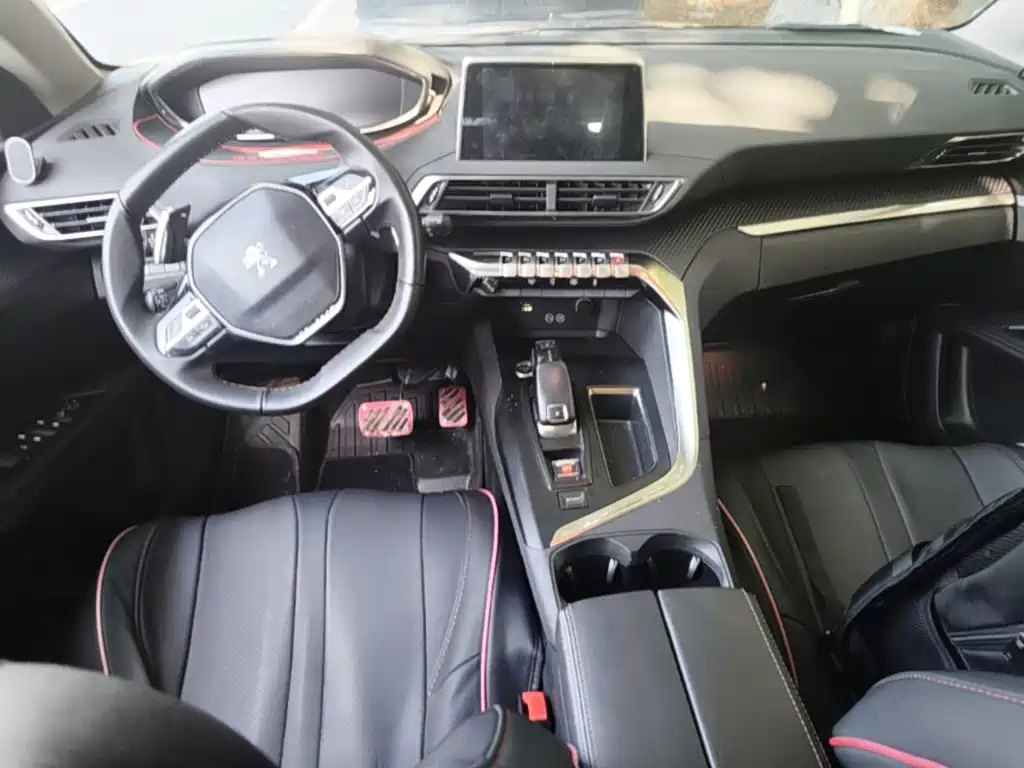 Peugeot 5008 — миниатюра 10