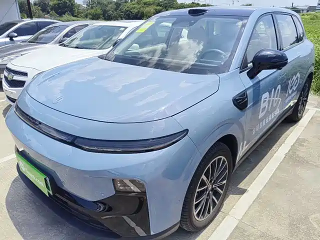 2025 Leapmotor B10