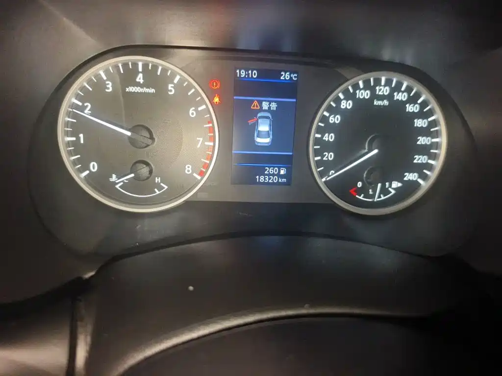 Nissan Sylphy — миниатюра 9
