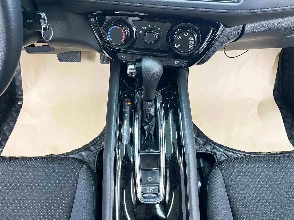 Honda Vezel — миниатюра 12
