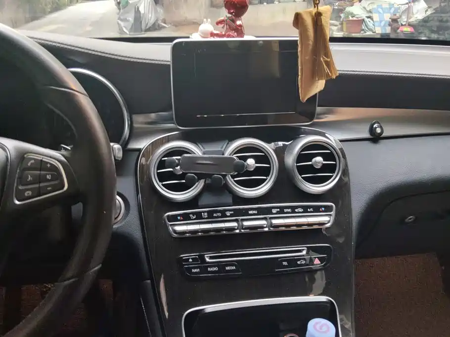 Mercedes-Benz GLC — миниатюра 13