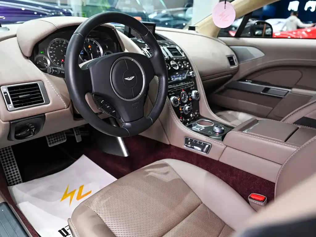 Aston Martin Rapide 2013 6.0L S