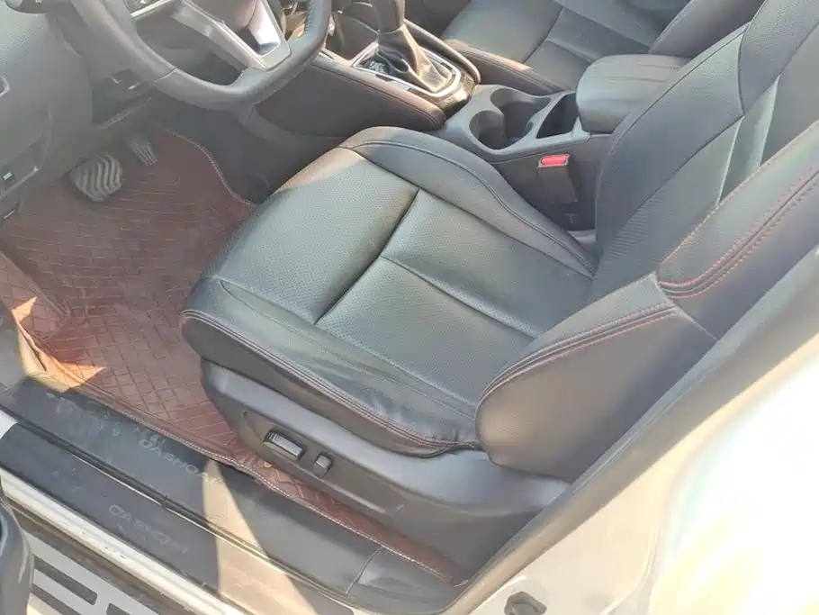 Nissan Qashqai — миниатюра 9