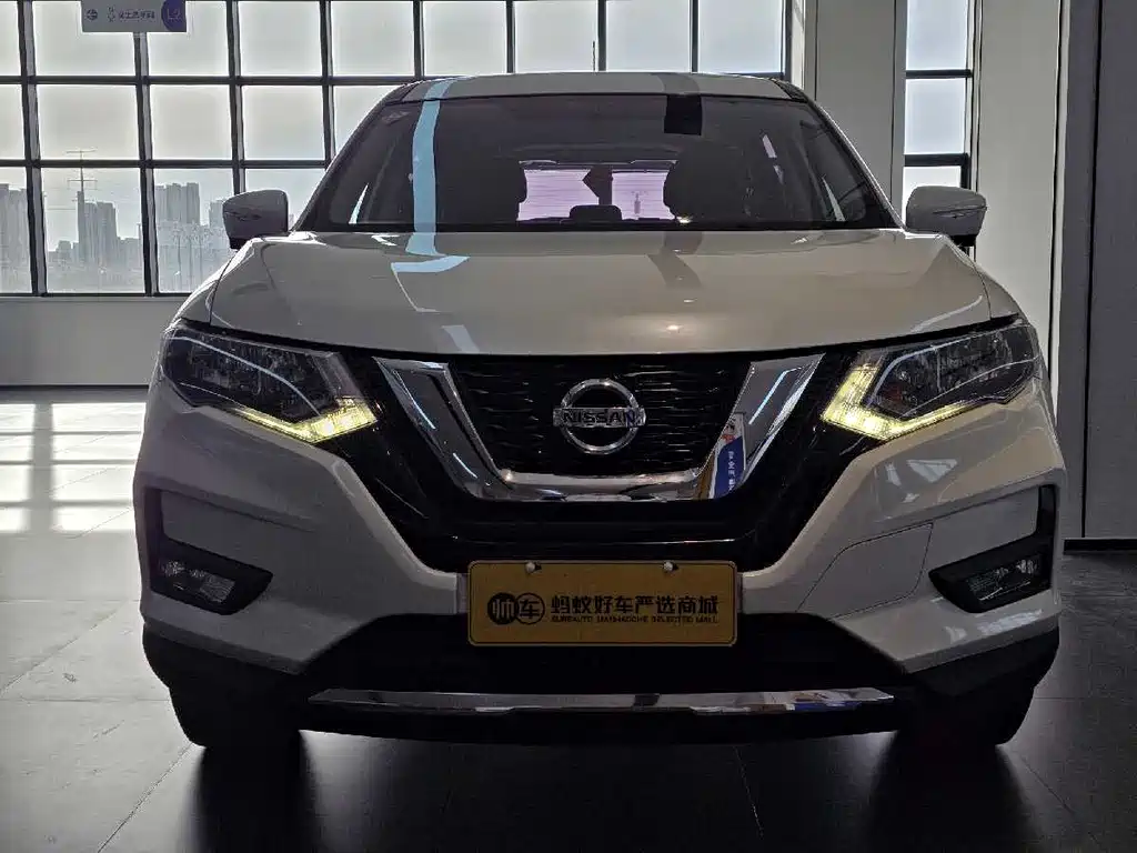 NISSAN QIJUN