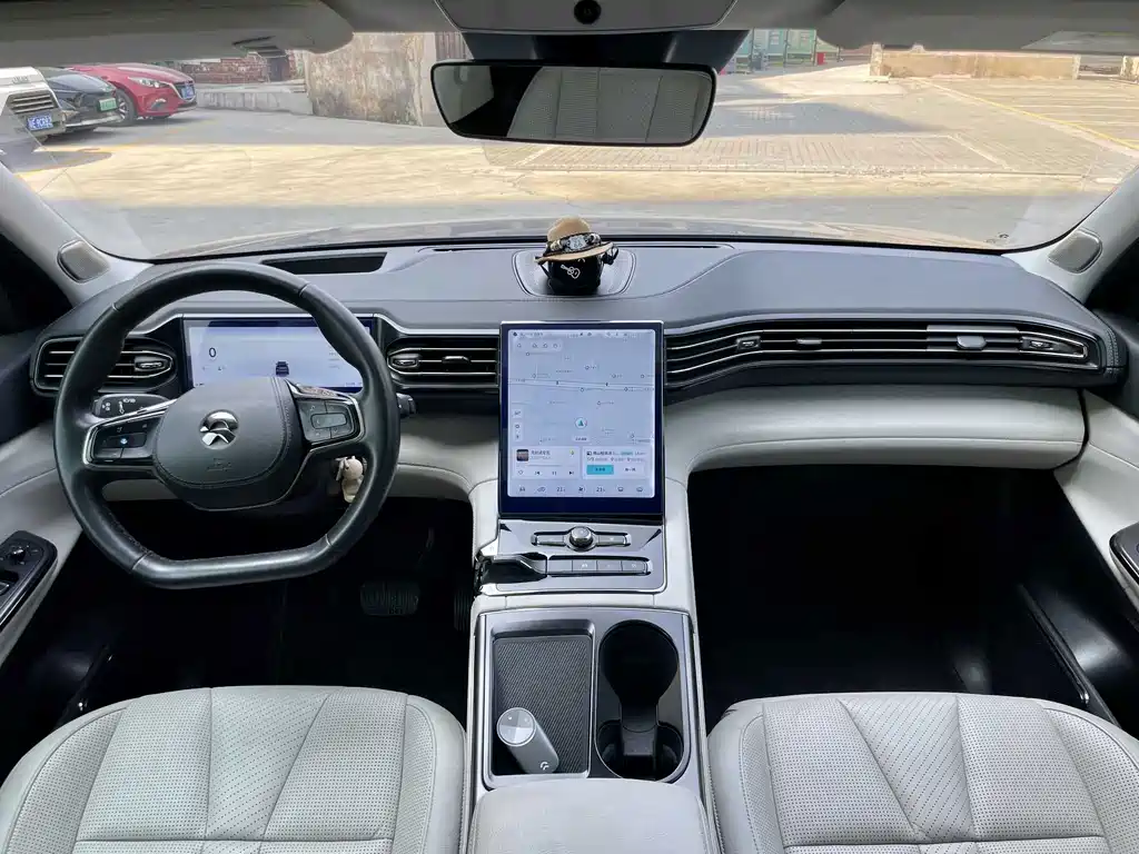 NIO ES8 — миниатюра 20