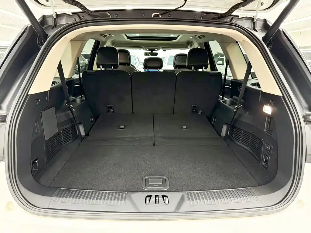 Lincoln Aviator — миниатюра 18