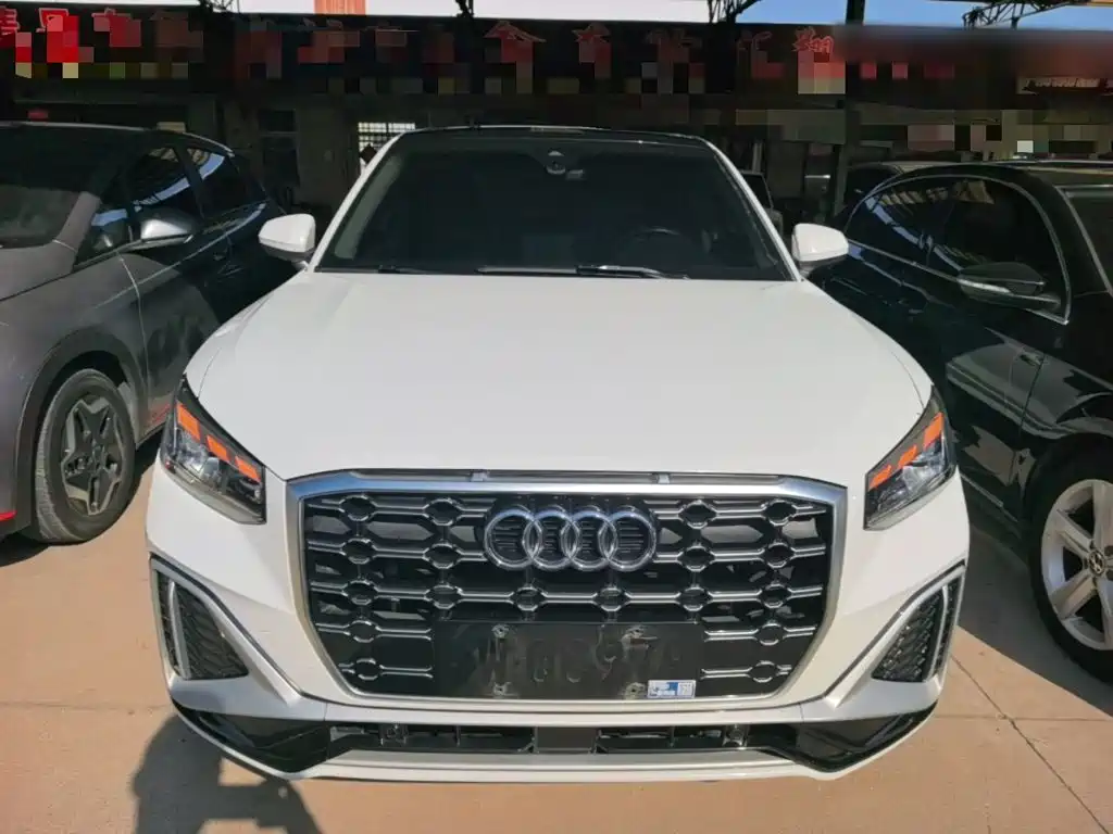 Audi Q2L — миниатюра 3