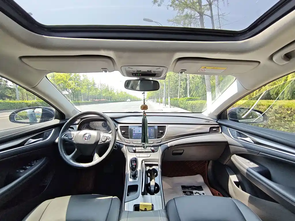 Buick LaCrosse — миниатюра 7