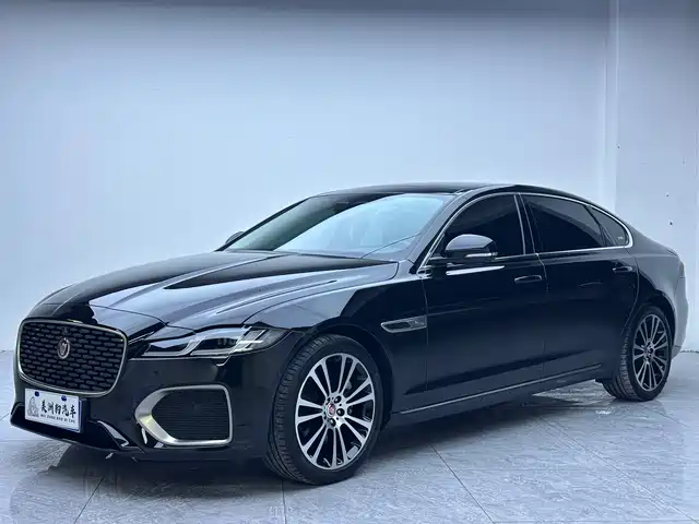 JAGUAR  XFL 2024