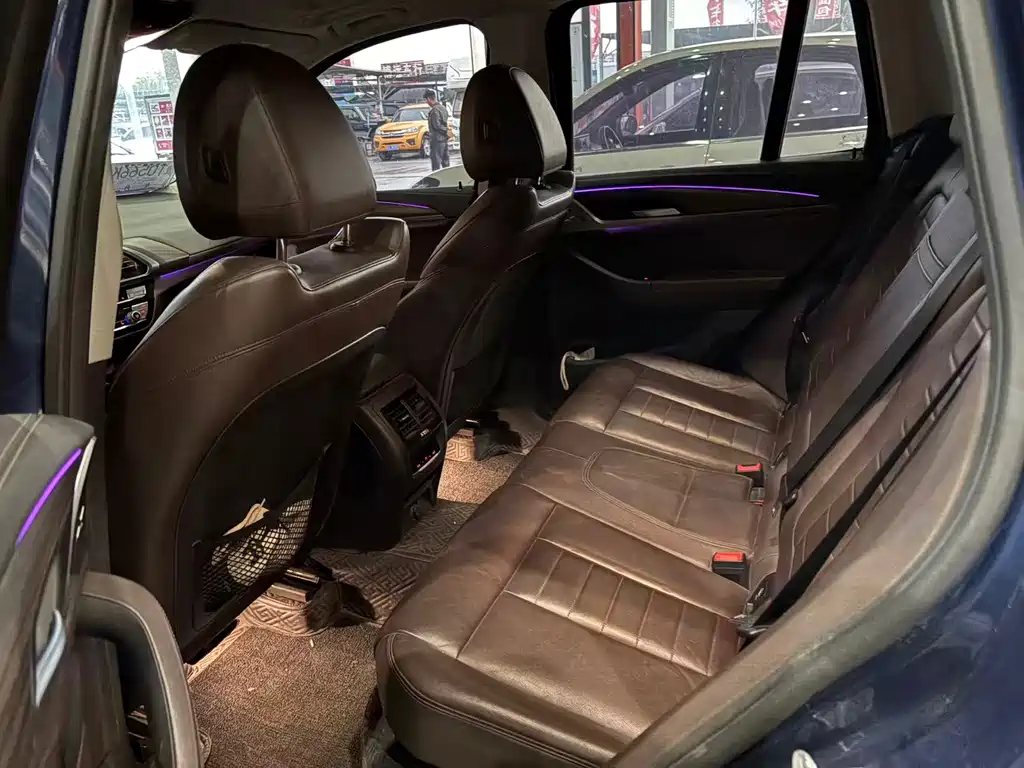 BMW X3 xDrive28i Luxury Package, фото 4