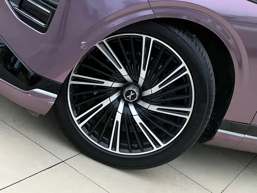 XPeng G9 — миниатюра 23