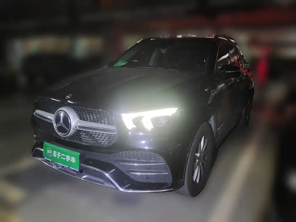 Mercedes-Benz GLE (Import) — миниатюра 2