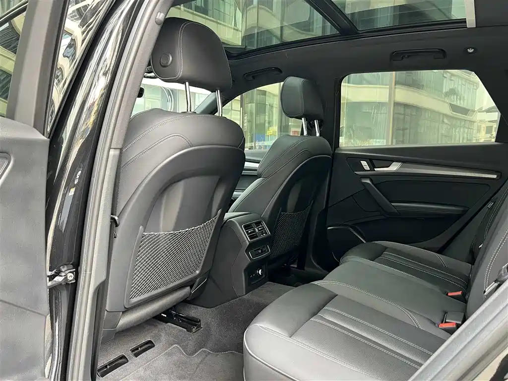 Audi Q5L 2023 40T Luxury